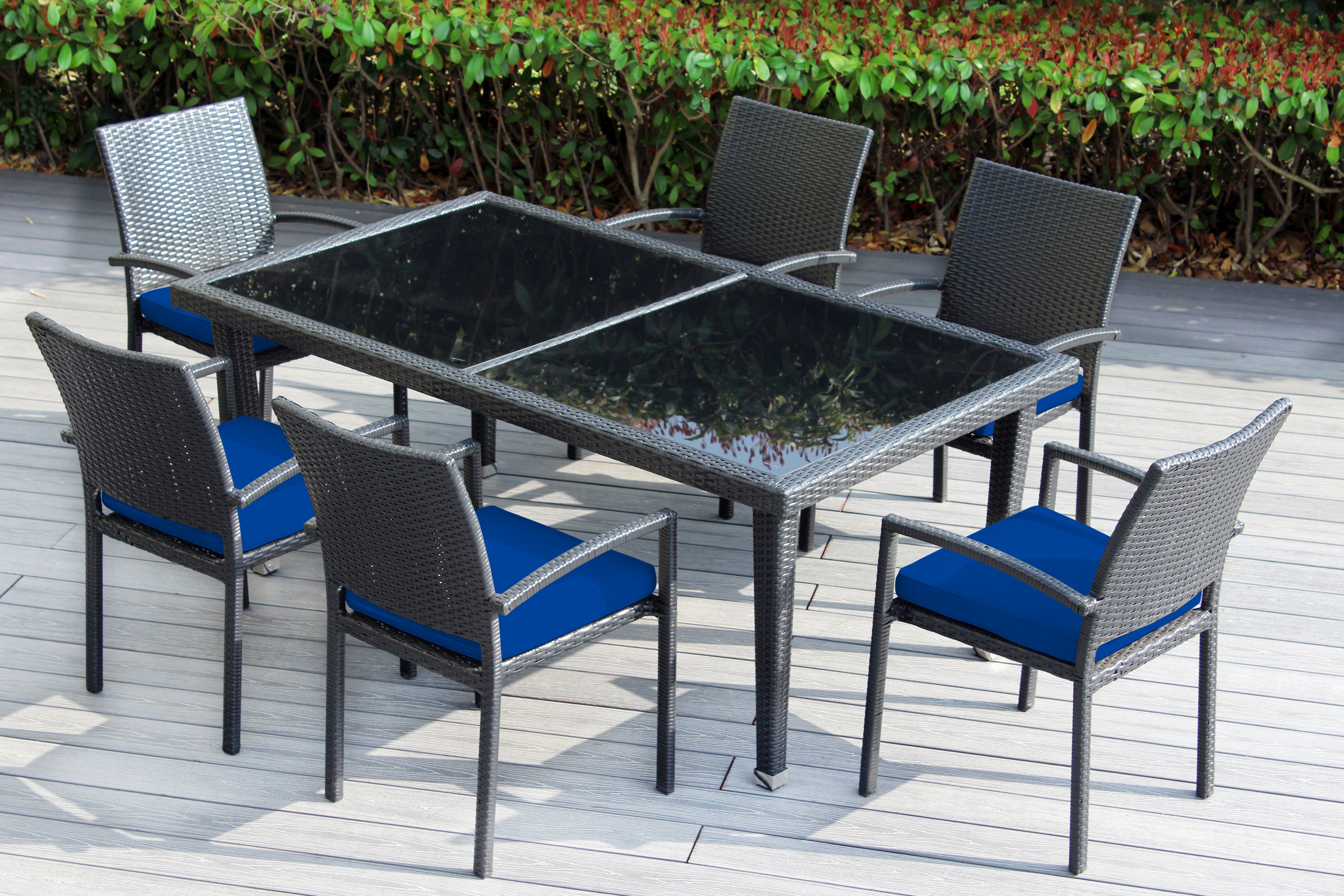 Ohana 7-Piece Outdoor Dining Set with All-Weather Wicker Table and 6 Chairs